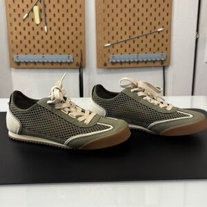 Zara Women's Olive Green/Cream Mesh Fabric/ Faux Leather Sneakers, Size 36